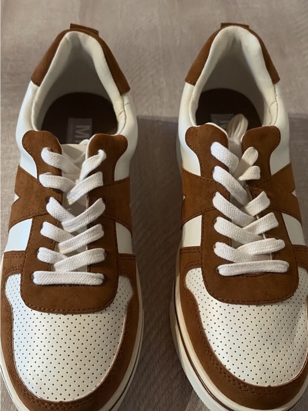 Women’s Mia White and Brown Casual Sneakers